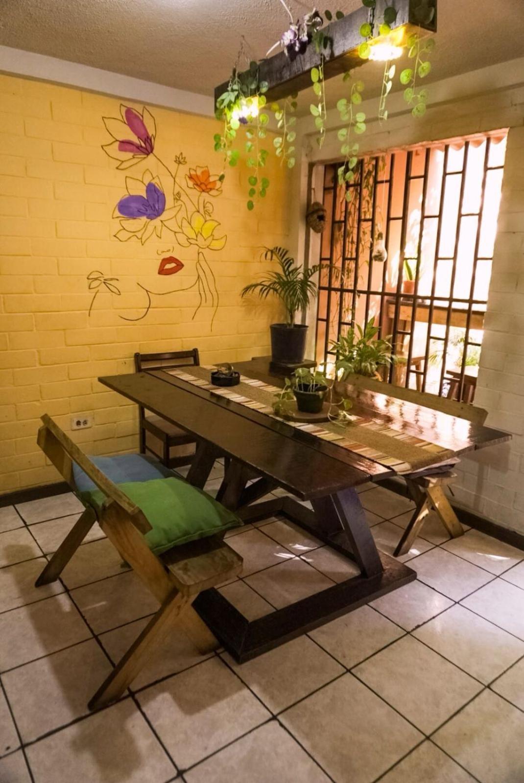 Pool House Hostel Santa Ana Luaran gambar